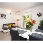 Spaladium - Center דירה *